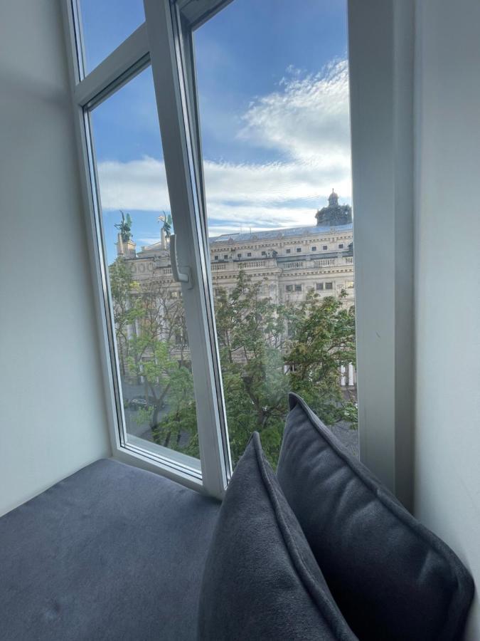 Apartment With The View Of The Opera House إلفيف المظهر الخارجي الصورة